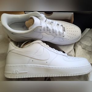 NEW Nike Air Force 1 '07 Men Sneakers